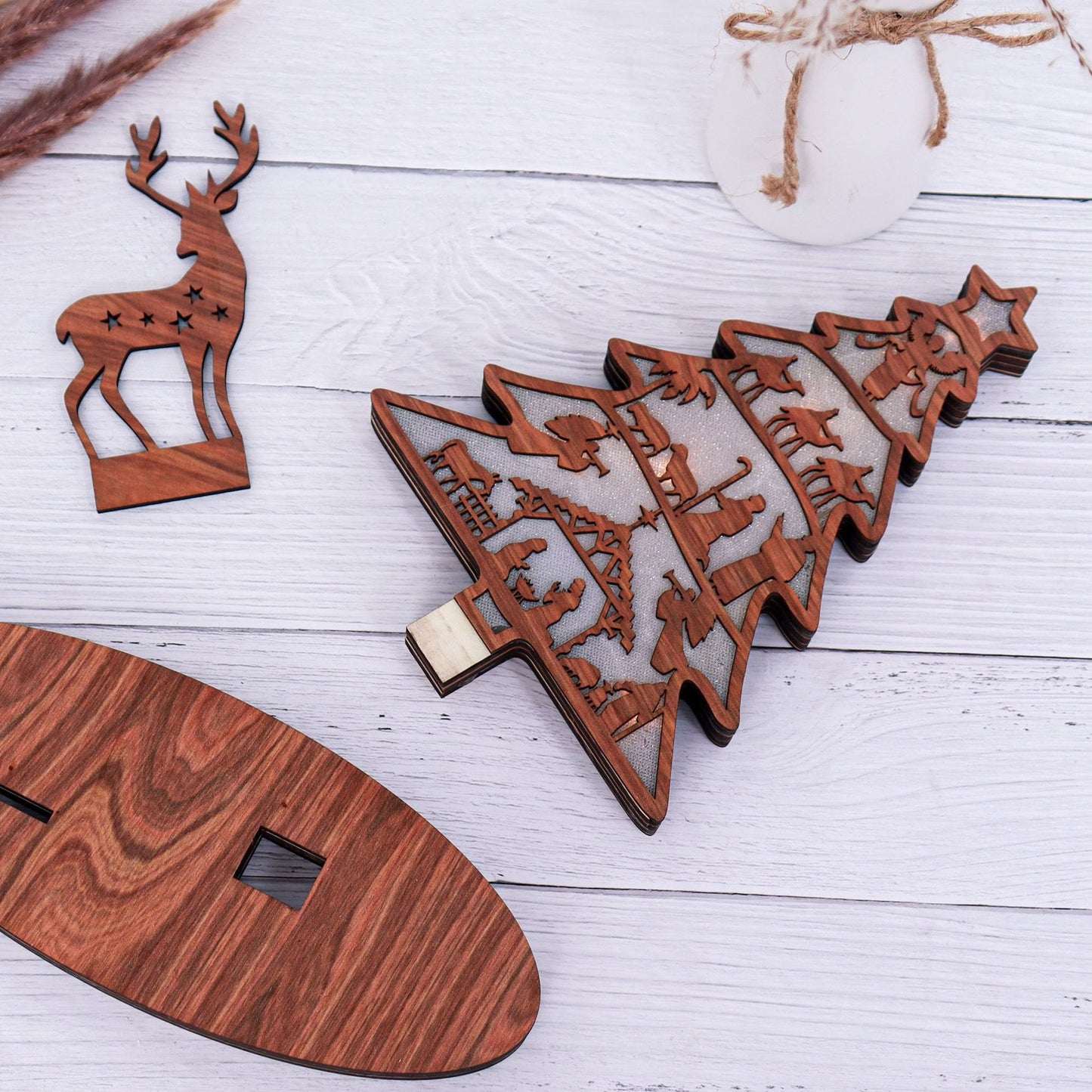 Christianartworkshop Classic Style Reindeer Nativity Scene Light Up Desktop Decorations Ornament